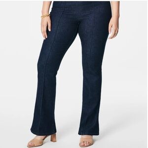 (NWT) SPANXshape™ Original EveryWear Zero Waistband Micro Flare Jeans